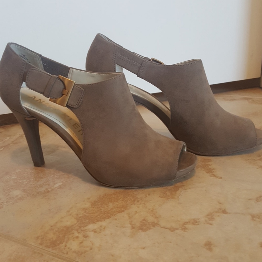 Heeled Peep Toe Bootie